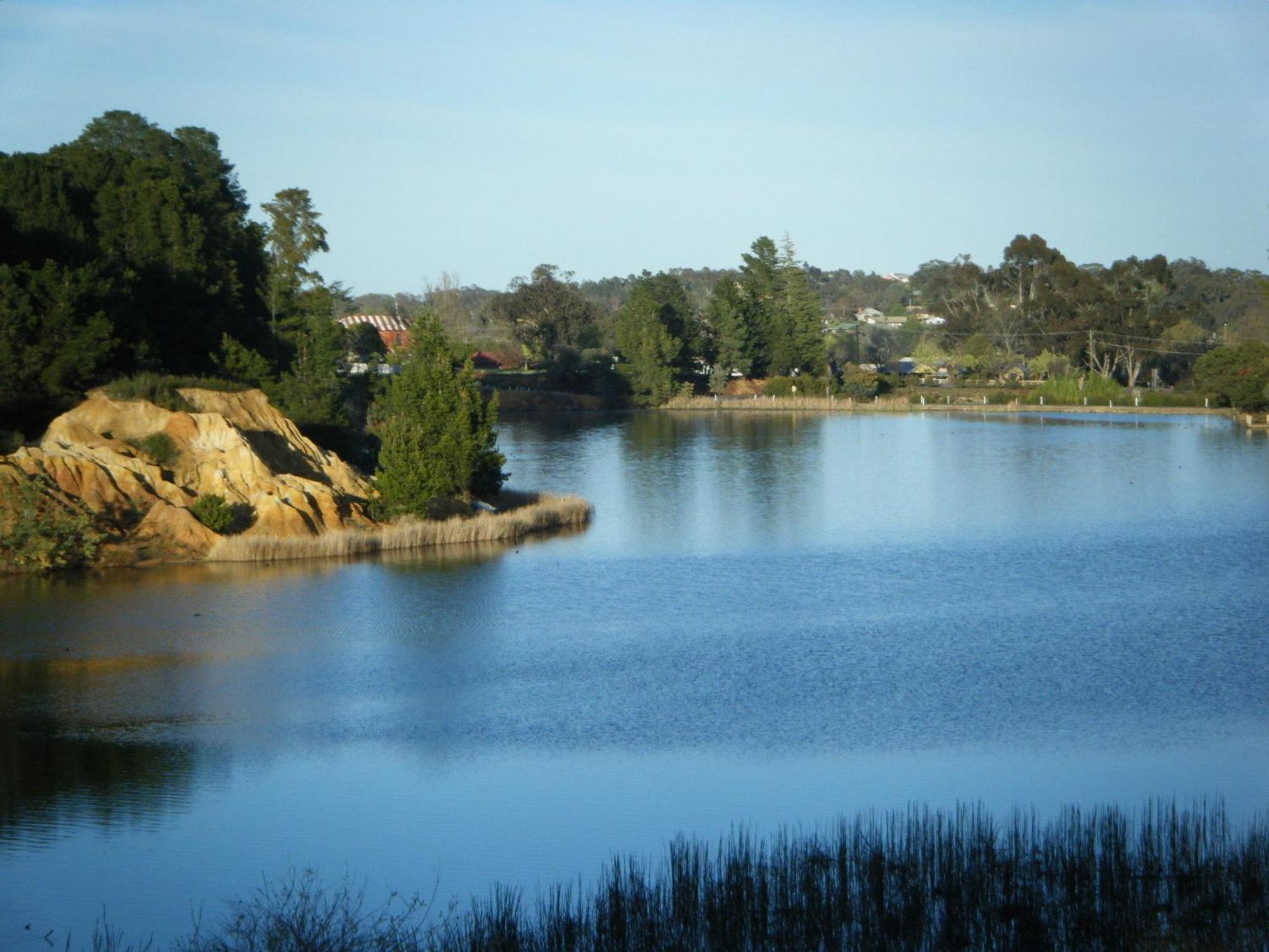 Beechworth Lake Sambell Caravan Park Экстерьер фото